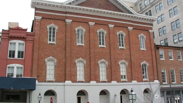 Picture of the front of Ford's Theatre