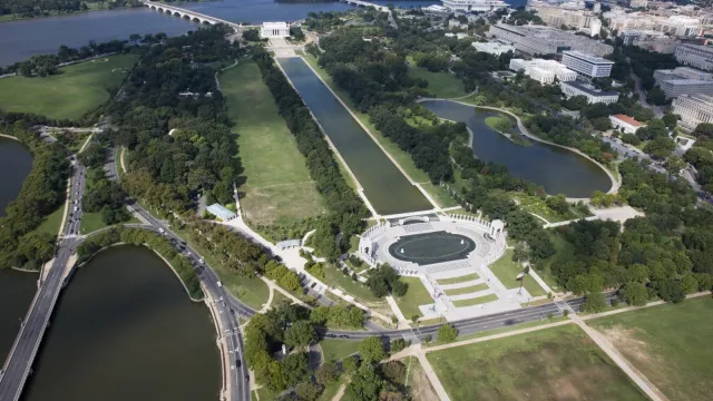 Aerial of the west side of National Mall and Memorial Parks