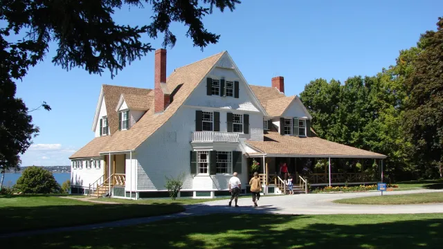 Hubbard Cottage
